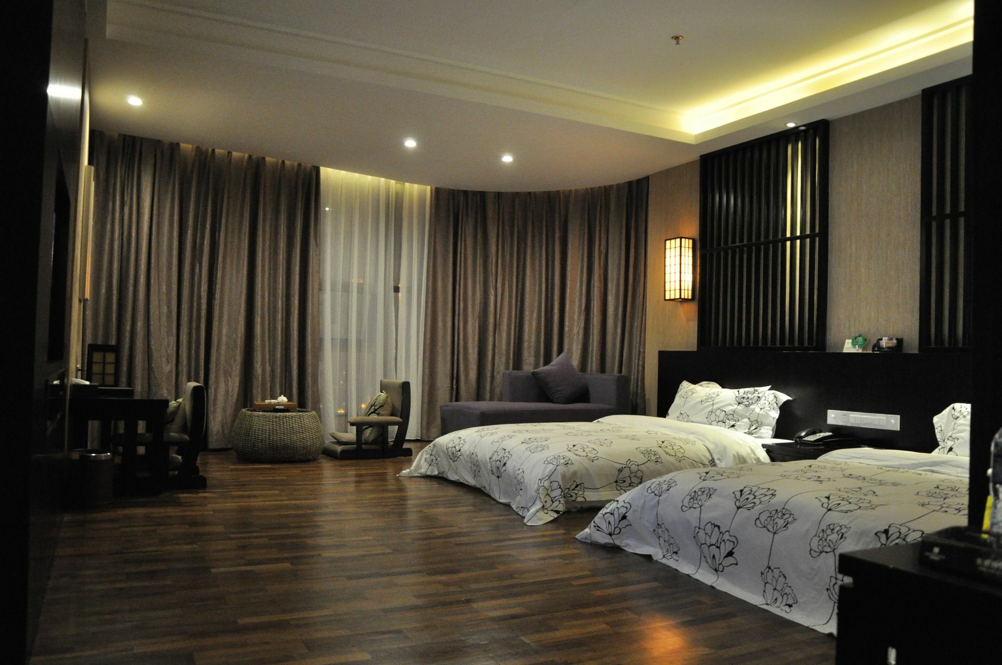 Jing Du Hui Hotel Liaobu 東莞市 エクステリア 写真